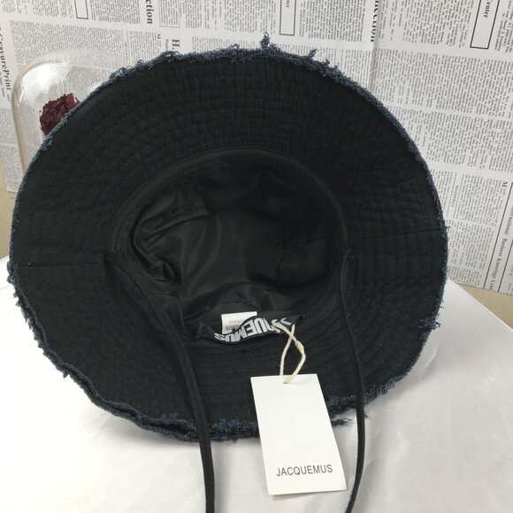 NEW Jacquemus bucket hat black